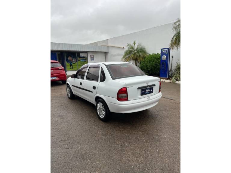 CHEVROLET - CORSA - 2002/2002 - Branca - R$ 21.900,00