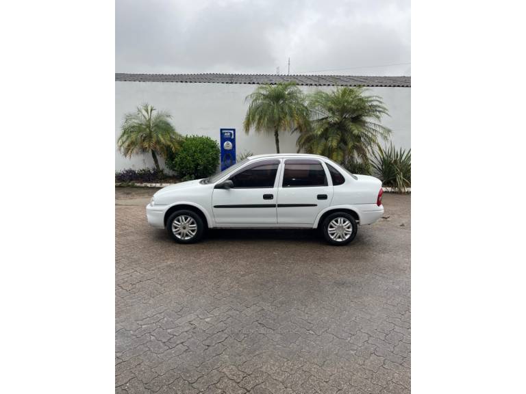 CHEVROLET - CORSA - 2002/2002 - Branca - R$ 21.900,00