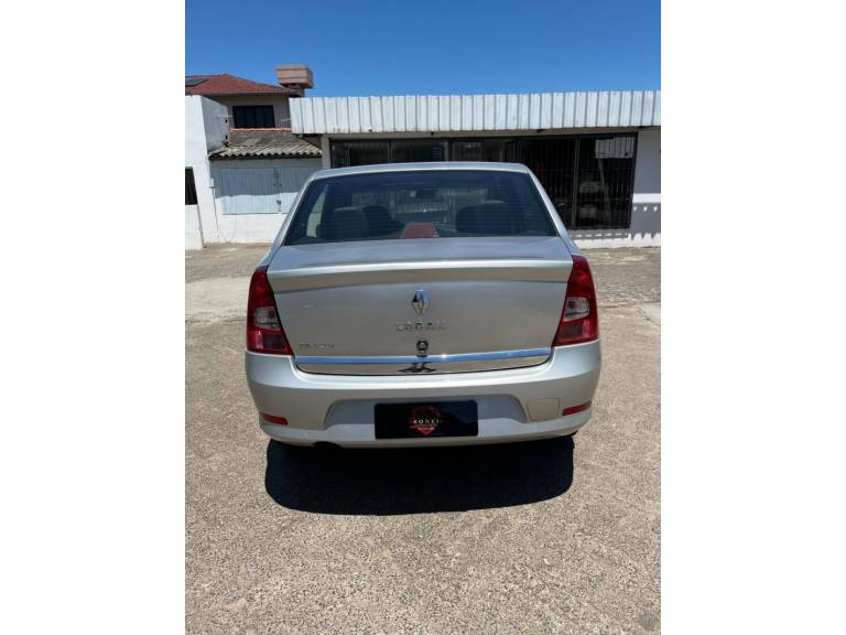 RENAULT - LOGAN - 2012/2013 - Prata - R$ 34.900,00