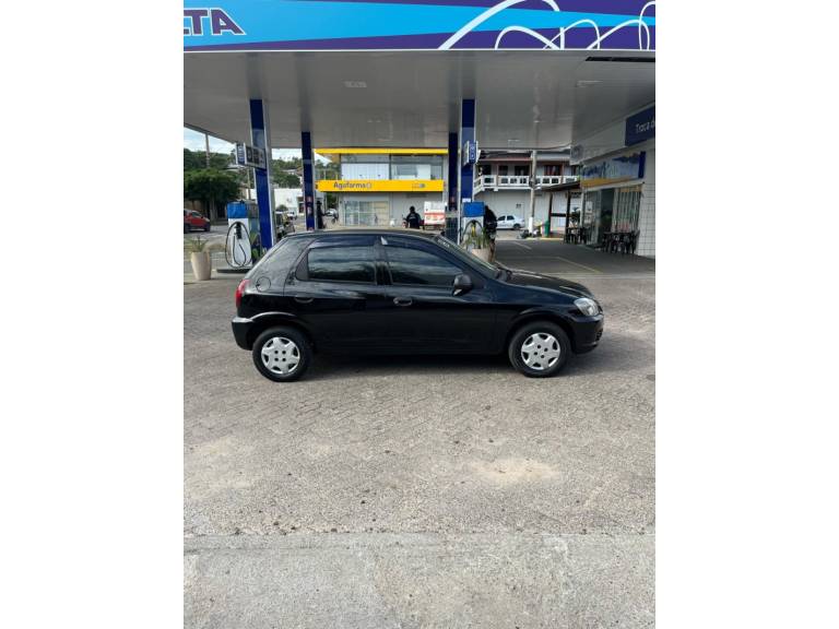 CHEVROLET - CELTA - 2012/2013 - Preta - R$ 28.500,00