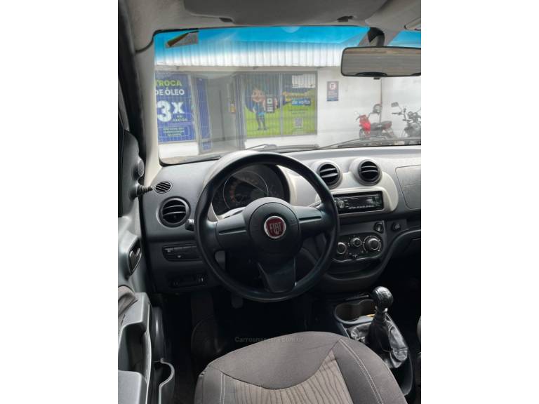 FIAT - UNO - 2014/2014 - Branca - R$ 39.900,00