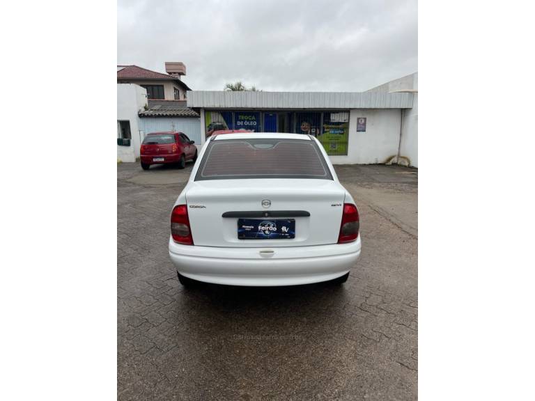 CHEVROLET - CORSA - 2002/2002 - Branca - R$ 21.900,00