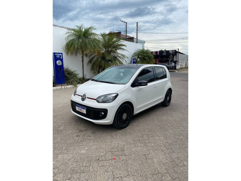 VOLKSWAGEN - UP - 2016/2017 - Branca - R$ 59.900,00
